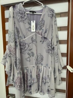 Dynamite Lavender Floral V-Neck Tiered Chiffon mini dress